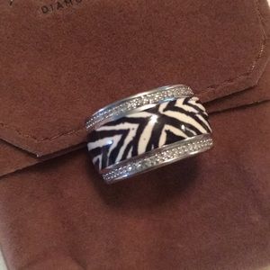Affinity Diamond Ring